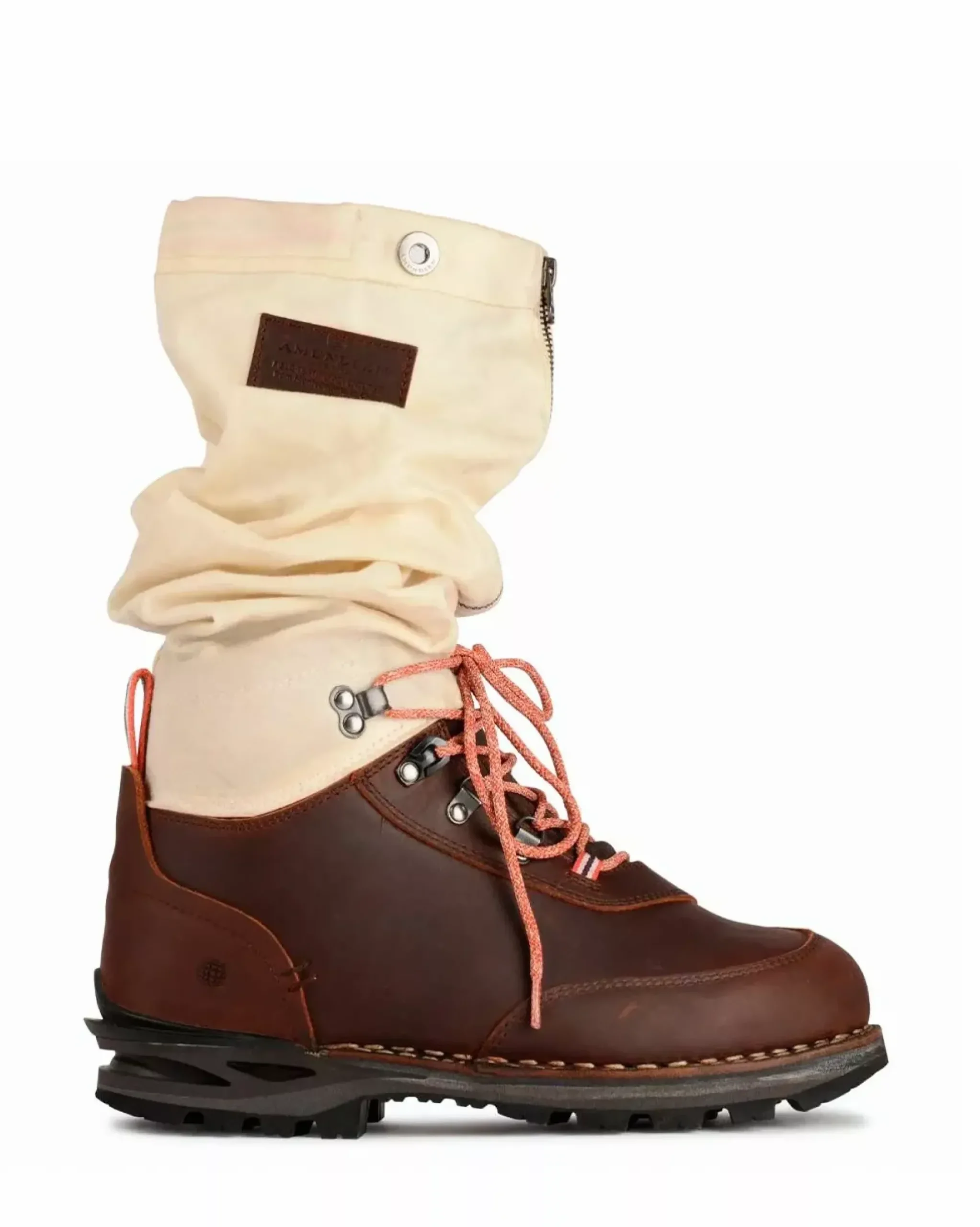Amundsen Sports Mountain Mucks^Mountain Mucks Waxed Cotton 650 Dark Oak/Natural